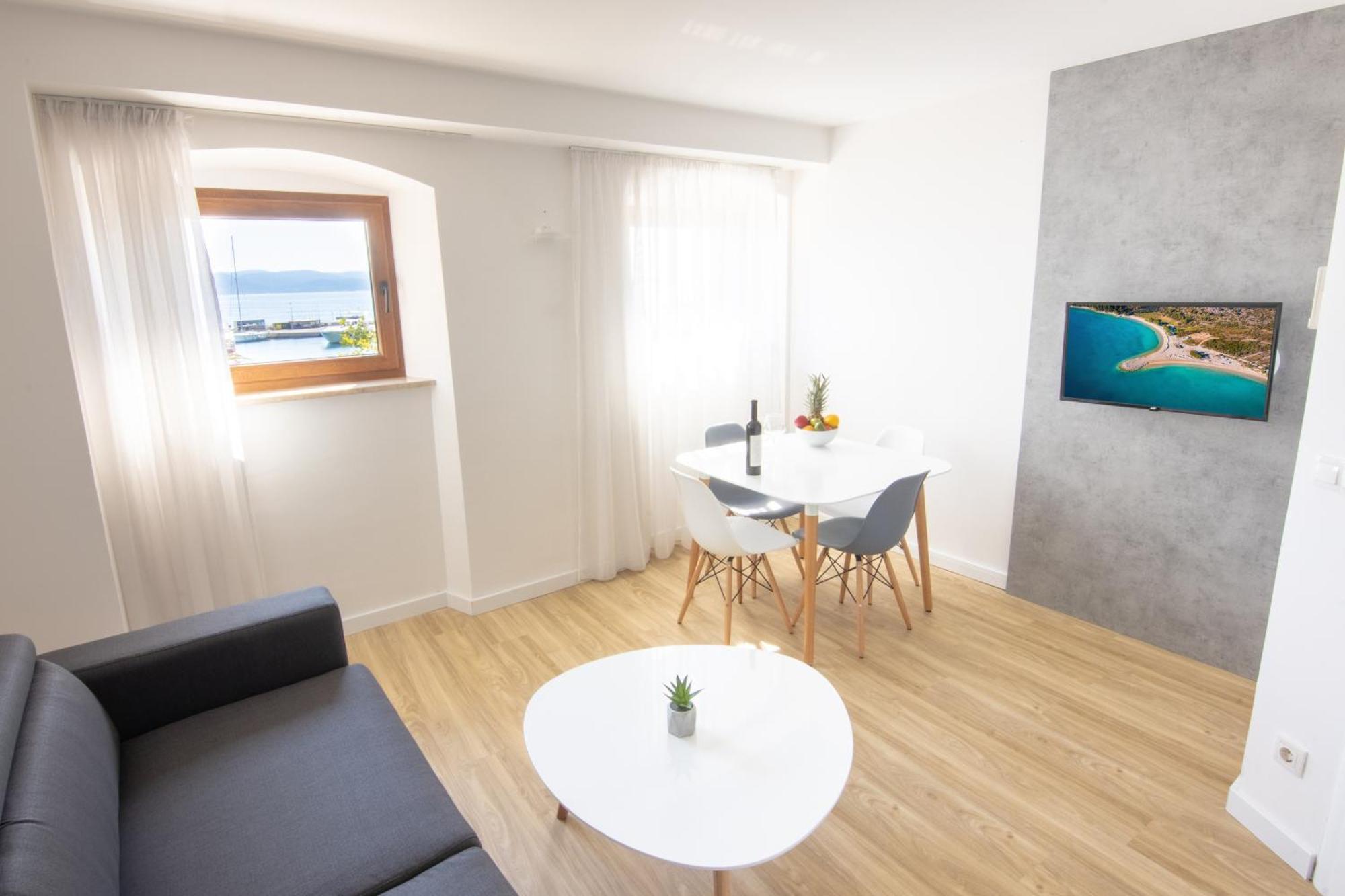 Bed & Breakfast Portun In The Center Baška Voda Εξωτερικό φωτογραφία
