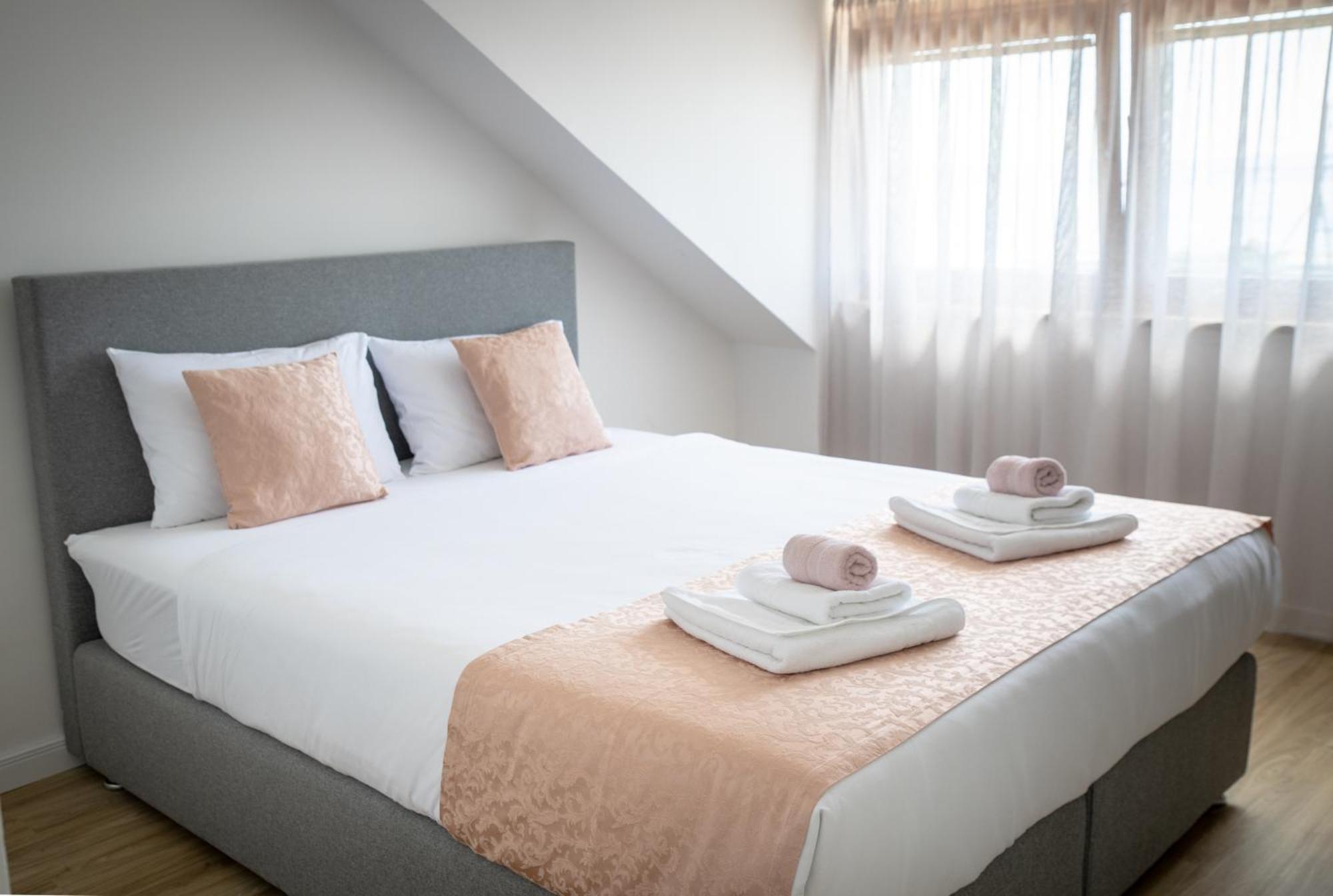 Bed & Breakfast Portun In The Center Baška Voda Εξωτερικό φωτογραφία