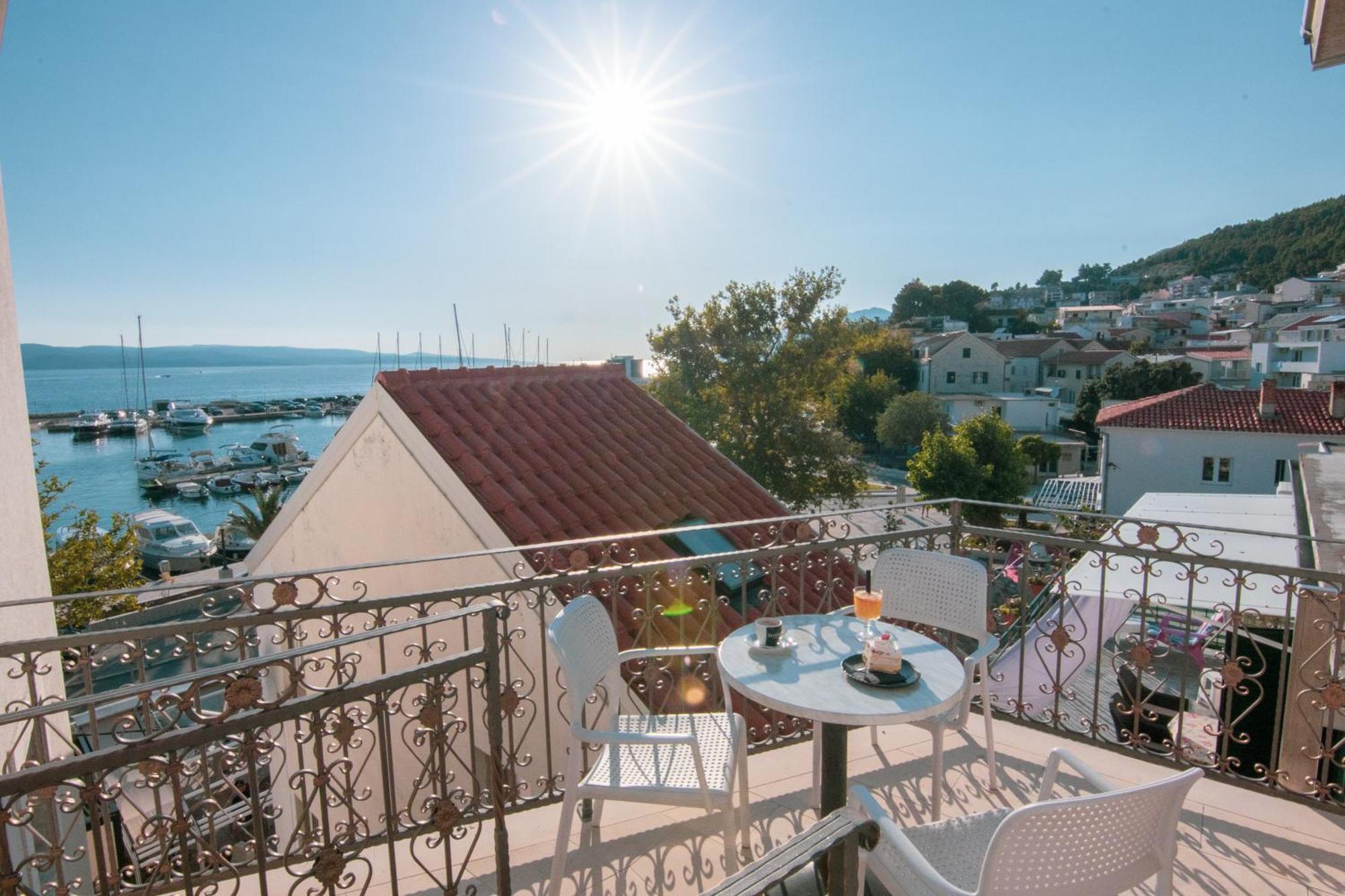 Bed & Breakfast Portun In The Center Baška Voda Εξωτερικό φωτογραφία