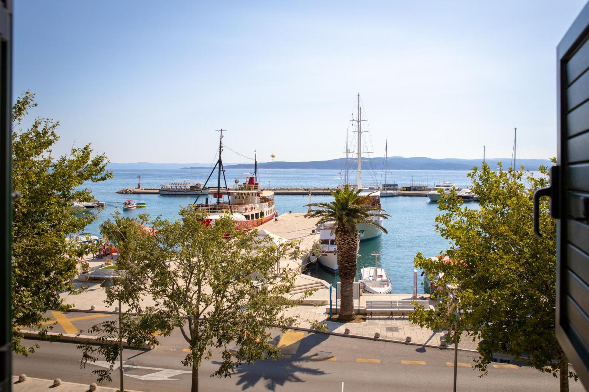 Bed & Breakfast Portun In The Center Baška Voda Εξωτερικό φωτογραφία