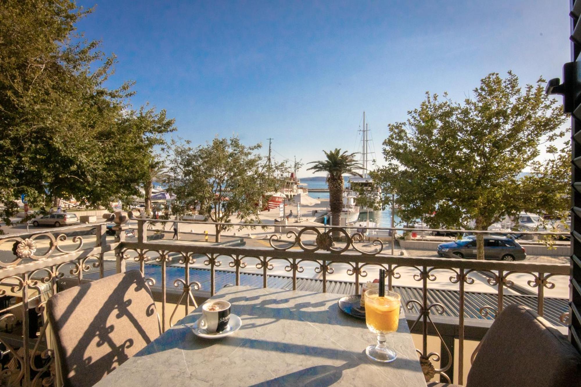 Bed & Breakfast Portun In The Center Baška Voda Εξωτερικό φωτογραφία