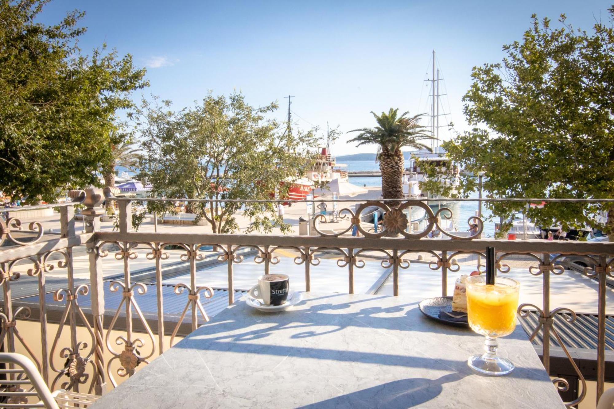 Bed & Breakfast Portun In The Center Baška Voda Εξωτερικό φωτογραφία
